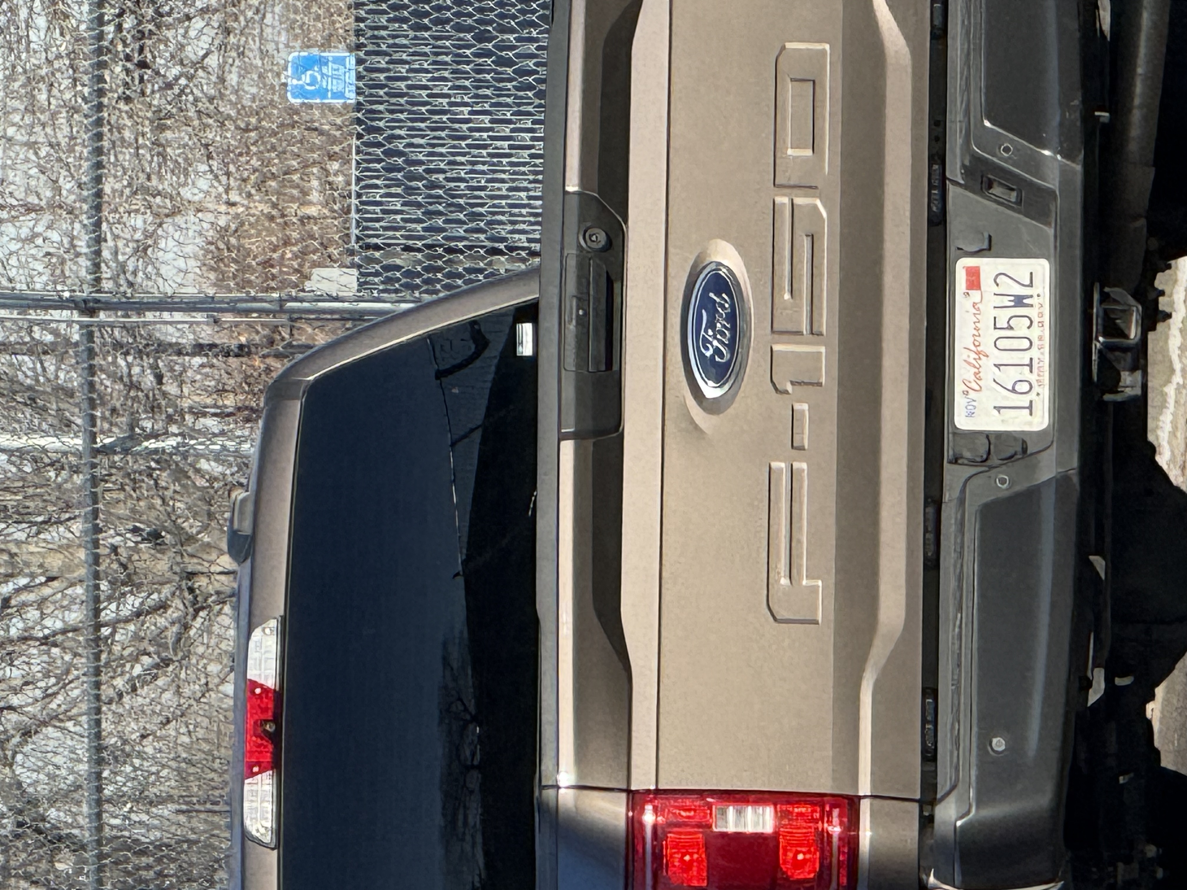 Stop ICE Plate Tracker - Plate #16105W2